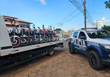 Polícia Militar de Ribas do Rio Pardo apreende motocicletas por manobras perigosas e perturbação do sossego