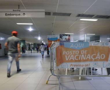 Saúde nega desabastecimento generalizado de vacinas no Brasil