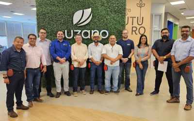 Nova gestão de Ribas do Rio Pardo faz visita à fábrica da Suzano