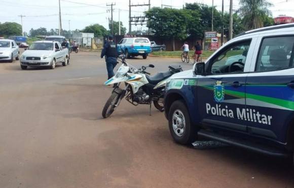 Jovem é detido por uso indevido de uniforme da Polícia Militar em Ribas do Rio Pardo